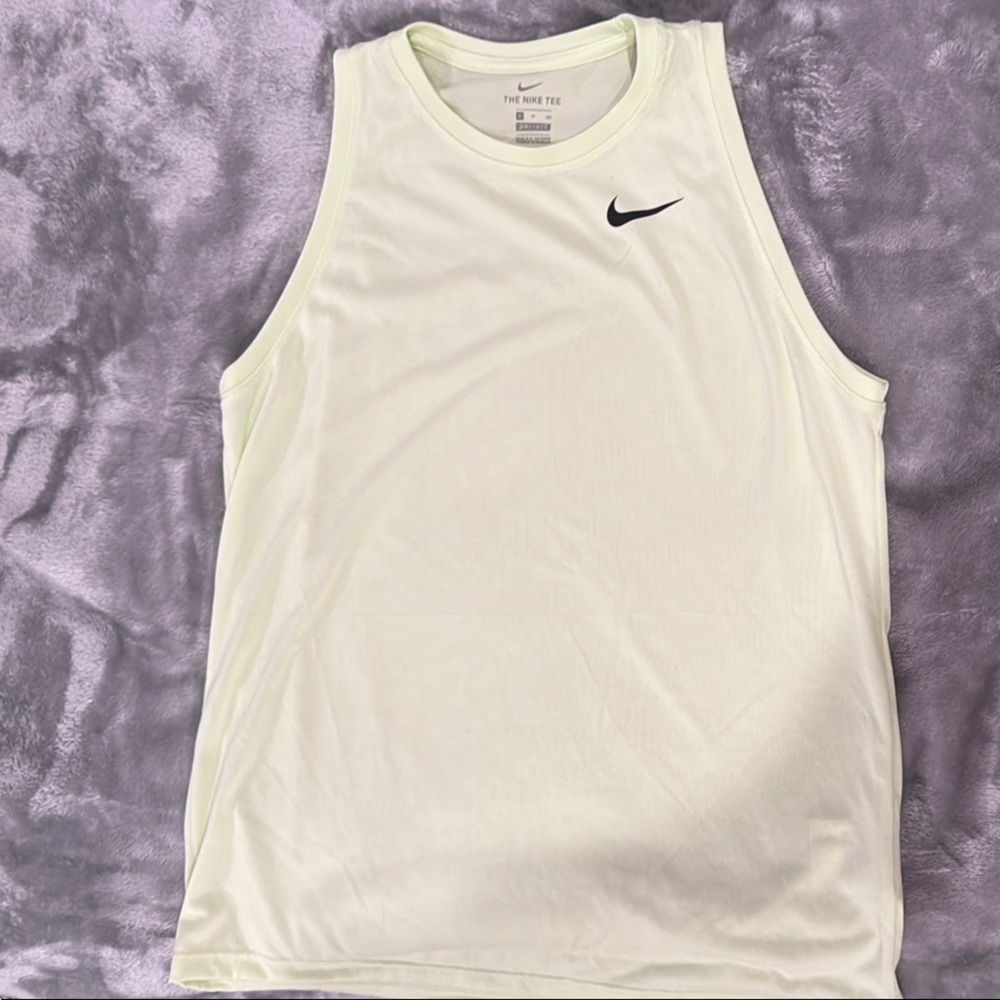 Nike Light Green Athletic Tank Top Moisture-Wicking Performance